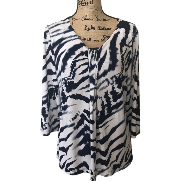 Chico's Tops - Easywear By Chico's Blue White Tie Dye 2 Large 3/4 Sleeves Pullover Top